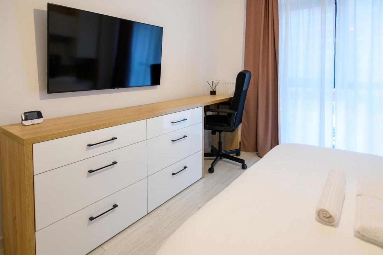 Smart Concept Living Plaza Apartman Bukarest Kültér fotó