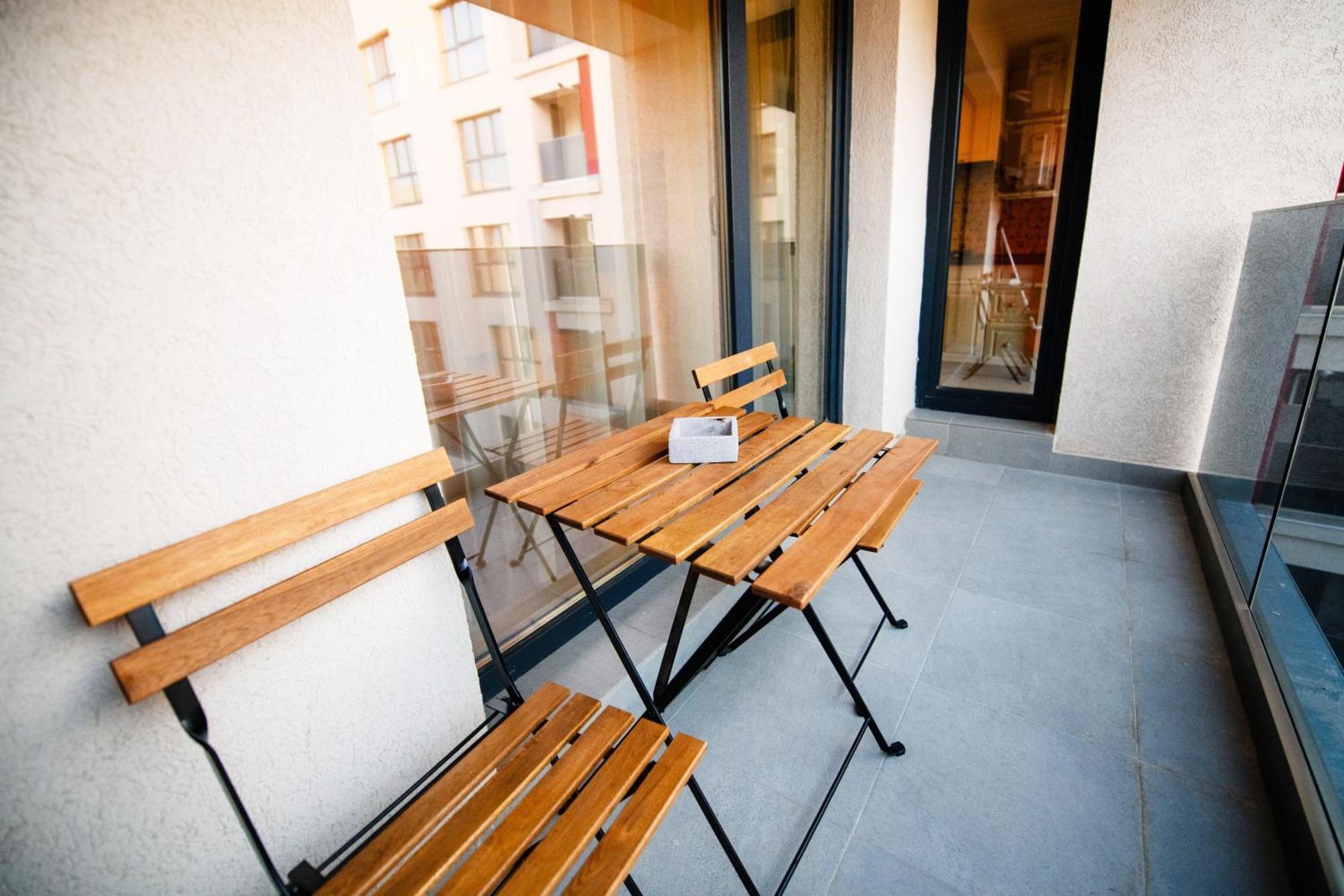 Smart Concept Living Plaza Apartman Bukarest Kültér fotó